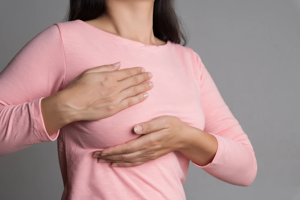 Symptoms of Hardening of Breast During Breastfeeding