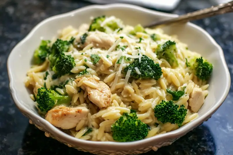 One-pot chicken and broccoli pasta