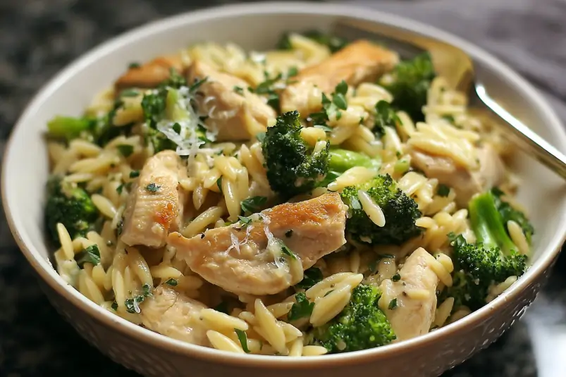 Easy Chicken and Broccoli Orzo 4 Orzo with chicken and broccoli