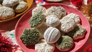 Scandinavian almond cookies