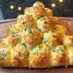 Cheesy Pull-Apart Christmas Bread