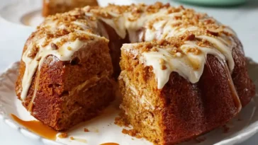 Classic spice cake