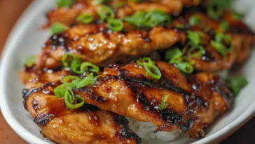 Delicious Hawaiian Teriyaki Chicken with Pineapple Slices