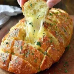 Cheese and Garlic Crack Bread (Pull Apart Bread) Freshly Baked