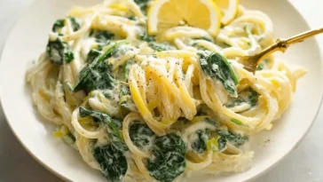 EASY LEMON RICOTTA PASTA & SPINACH - Delicious Dish Photo