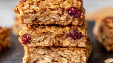 Yummy Oatmeal Breakfast Bars Freshly Baked