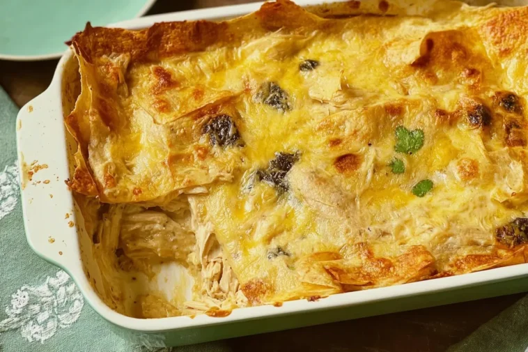 Quick and Easy Green Chile Chicken Enchilada Casserole