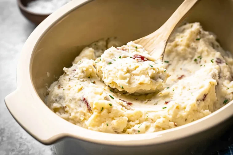 Creamy Slow Cooker Garlic Mashed Potatoes Plated
