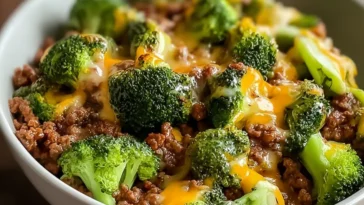 Cheesy Ground Beef and Broccoli Hot Dish