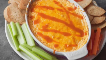 Healthy Buffalo Chicken Dip - Deliciously Guilt-Free
