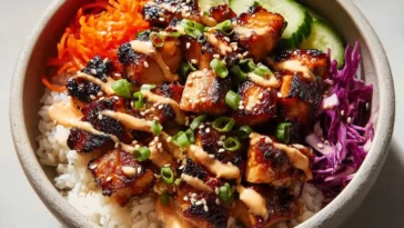 Korean BBQ Chicken Bowls (Easy Weeknight Recipe!) - Tasty Bowl