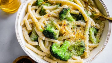 Delicious Broccoli Pasta Ready to Serve