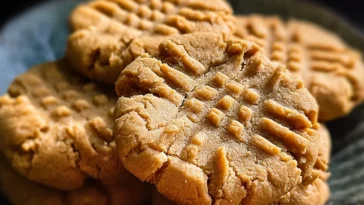 Keto Peanut Butter Cookies - Perfect Low-Carb Treats