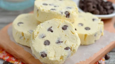 Delicious 3 Ingredient Keto Vanilla Chocolate Chip Cookies