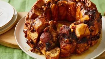 Mouthwatering Best Monkey Bread Fresh from the Oven
