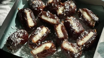Mounds Bar Dates: Irresistible Chocolate-Coconut Goodness