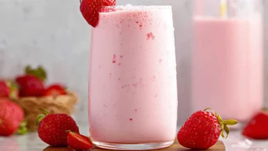 Delicious Strawberry Yogurt Smoothie Recipe