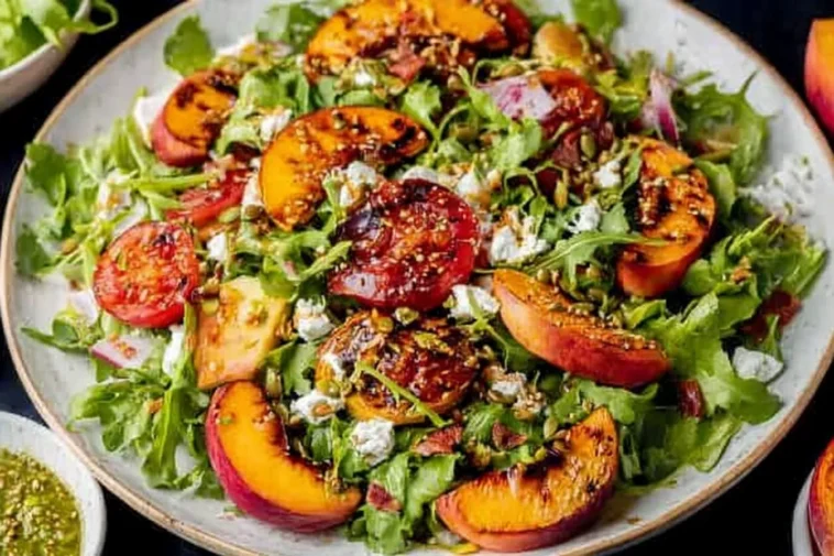 Summer Grilled Peach Salad: A Sweet and Savory Delight 3 Summer Grilled Peach Salad - Delicious and Vibrant Dish