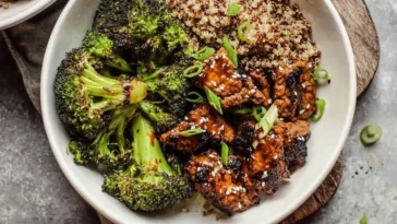 Bulgogi Bowls with Quinoa and Roasted Broccoli - Tasty Dish