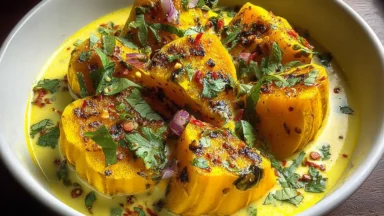 Curry-Spiced Patty Pan Squash with Coconut Milk