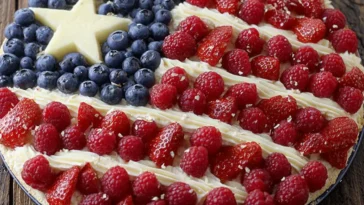 Easy American Flag Fruit Pizza - A Festive Summer Treat