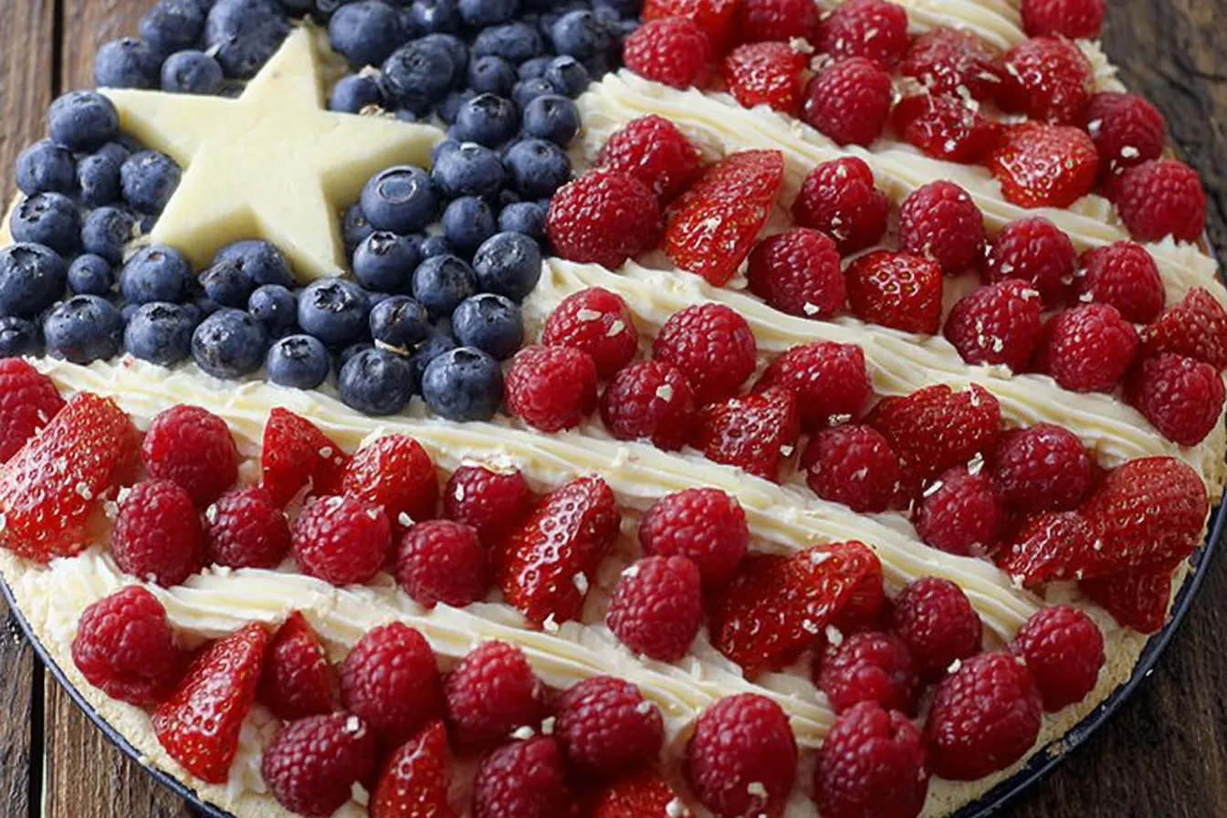 Easy American Flag Fruit Pizza - A Festive Summer Treat