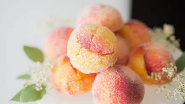 Italian Peach Cookies Freshly Baked