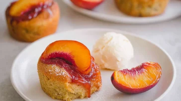 Peach Upside Down Mini Cakes (Cupcakes) - Delicious Bites