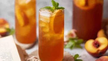 Refreshing 3 ingredient Peach Iced Tea in a Glass