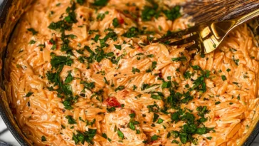 Creamy Orzo With Chicken - Delicious Comfort Food Recipe