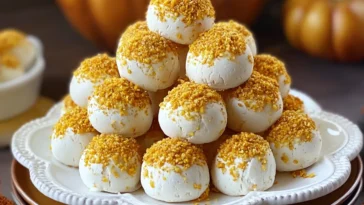 Delightful Pumpkin Cheesecake Balls for Fall Celebrations