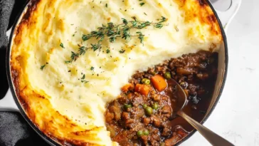 Delicious Easy Shepherd's Pie Ready to Serve