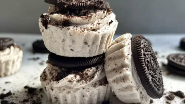 Healthy No-Bake Oreo Cheesecake Bites Ready to Enjoy