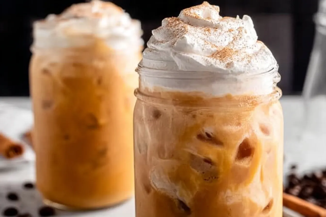 Iced Pumpkin Spice Latte: Your Fall Favorite Reimagined 4 Iced Pumpkin Spice Latte