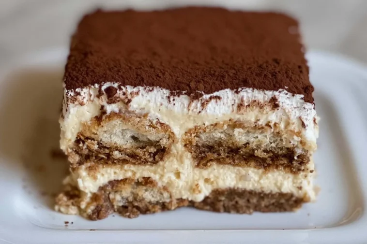 No-Bake Easy Tiramisu Recipe (No Raw Eggs, Make-Ahead) Delight 3 Delicious No-Bake Easy Tiramisu Dessert