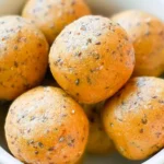 No-Bake Healthy Pumpkin Pie Energy Balls
