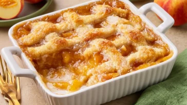Old Fashioned Peach Cobbler Freshly Baked