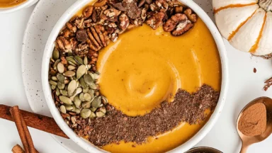 Irresistible Pumpkin Pie Smoothie Bowl