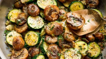 Skillet Zucchini and Mushrooms in a Pan