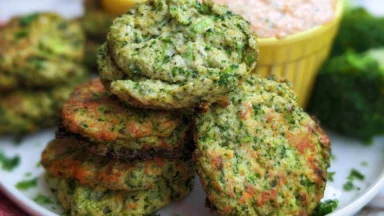 Crispy Air Fryer Broccoli Fritters