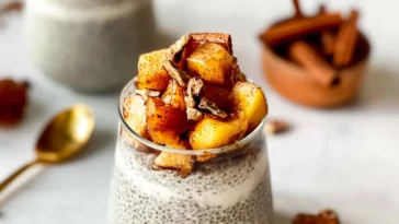 Delicious Apple Pie Chia Pudding Recipe