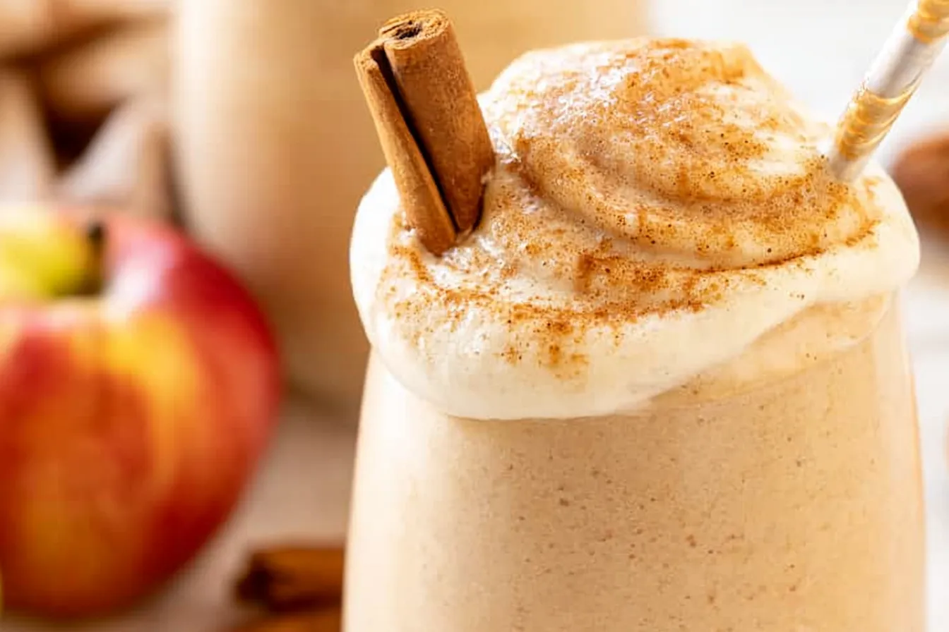 Decadent Apple Pie Smoothie in a Glass