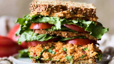 Buffalo Chickpea Salad Sandwich: A Tasty Vegan Delight
