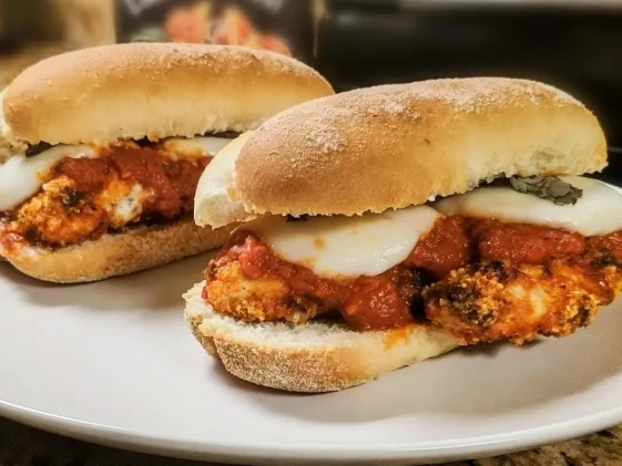 Delicious Chicken Parmesan Sandwich Ready to Serve