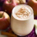 Creamy Apple Smoothie: A Deliciously Sweet Treat! 5 Creamy Apple Smoothie in a Glass with Fresh Apples