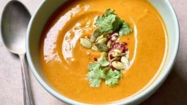 Creamy Pumpkin and Red Lentil Soup: A Cozy Bowl of Goodness