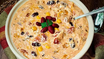 Easy Crock Pot Cream Cheese Chicken Chili in a Bowl