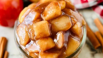 Freshly Made Easy Homemade Apple Pie Filling