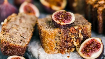 Homemade Fig Bread with Fresh Figs - A Sweet Delight