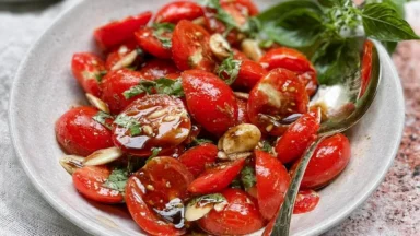 Fresh Marinated Tomatoes with Balsamic Vinaigrette